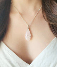 Load image into Gallery viewer, Rose Quartz pendant
