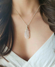 Load image into Gallery viewer, Rose Quartz pendant
