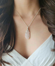 Load image into Gallery viewer, Rose Quartz pendant
