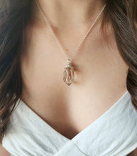 Load image into Gallery viewer, Smokey Quartz pendant
