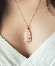 Load image into Gallery viewer, Rose Quartz pendant
